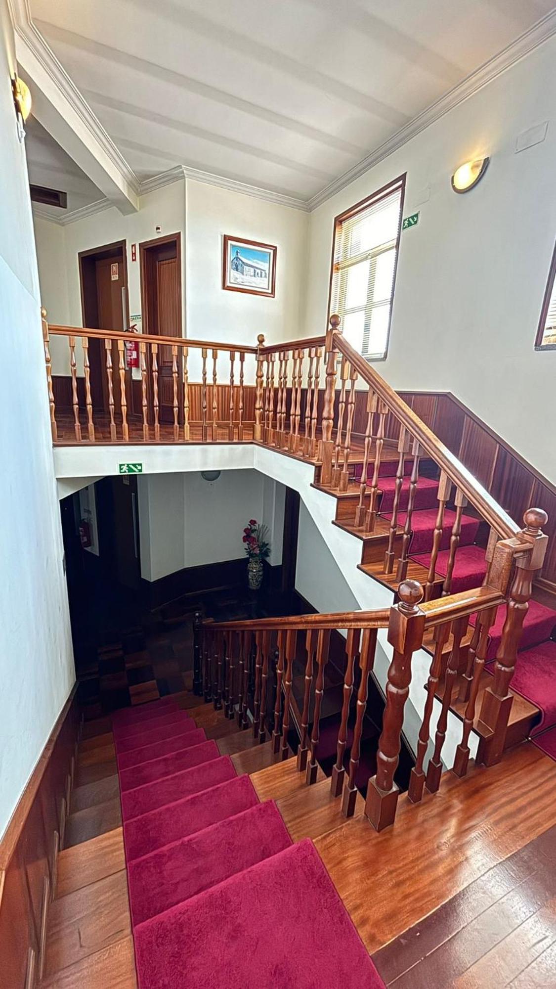 Hotel Trindade Coelho Mogadouro  Exterior photo