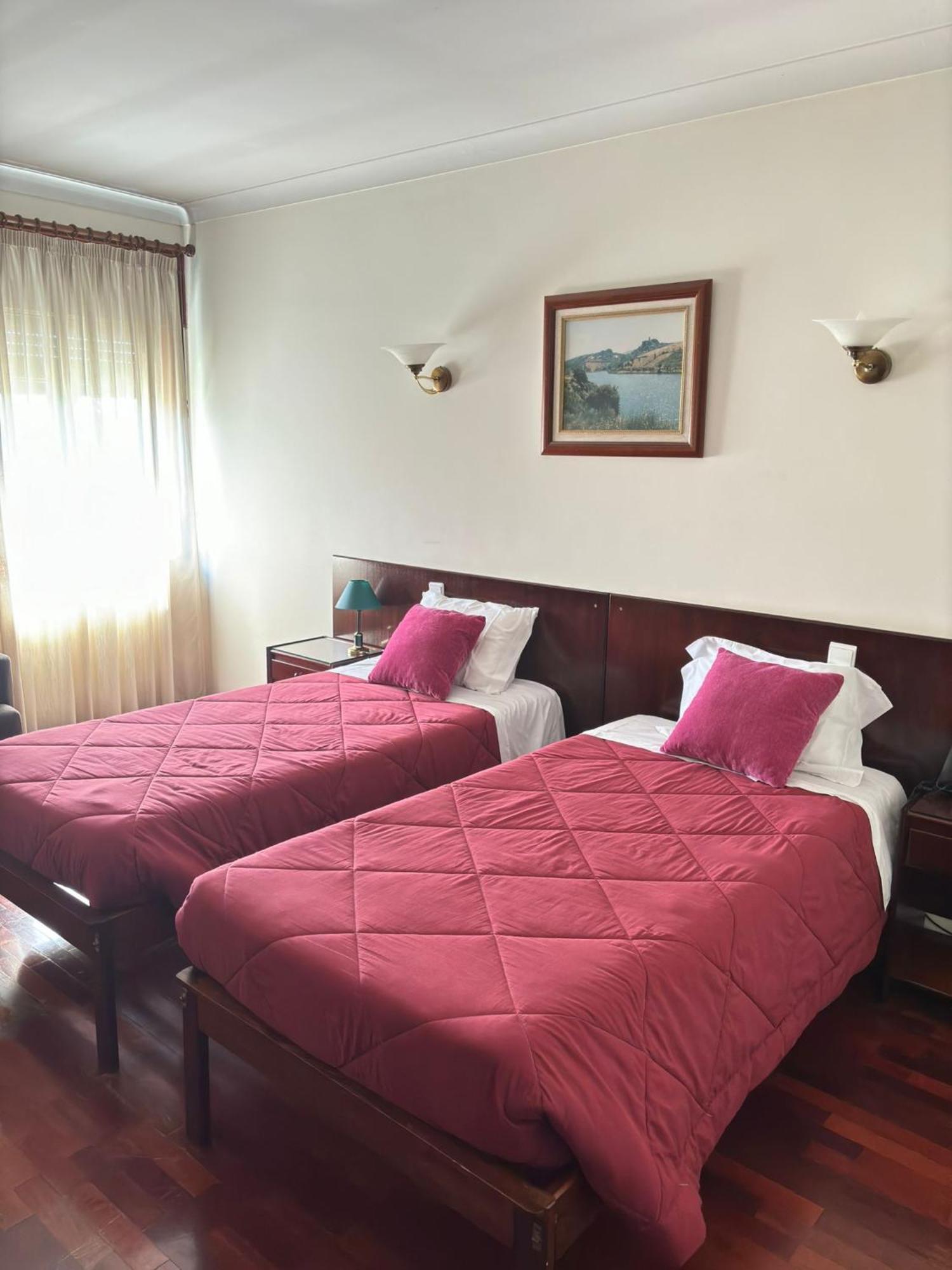 Hotel Trindade Coelho Mogadouro  Exterior photo
